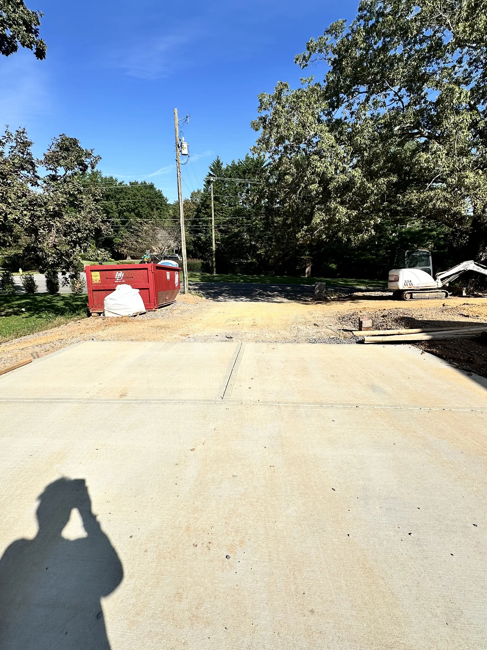 Fresh concrete driveway pour Maryville TN — residential flatwork contractor